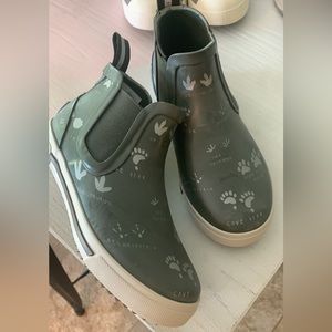 Little Boys low top rain boots